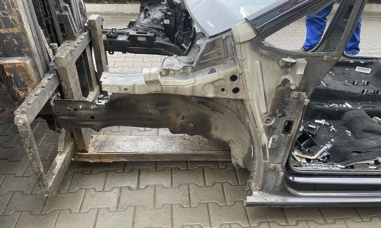 LONJERON STANGA VOLKSWAGEN TOURAN 2015-2021