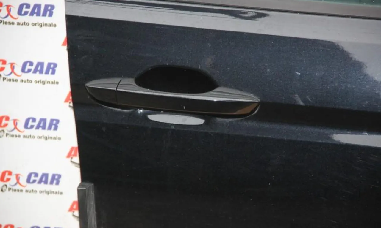 Maner exterior usa dreapta fata VOLKSWAGEN TOURAN 2015-null