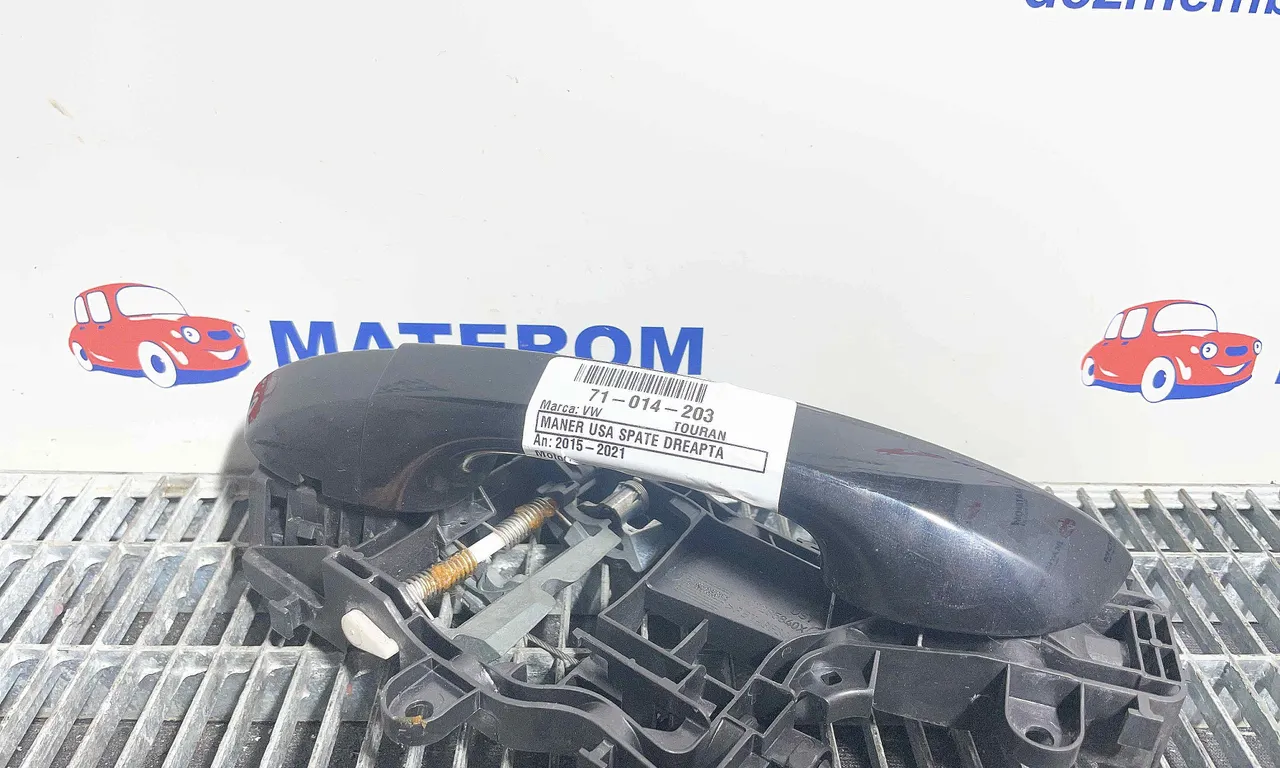 MANER USA SPATE DREAPTA VOLKSWAGEN TOURAN 2015-2021