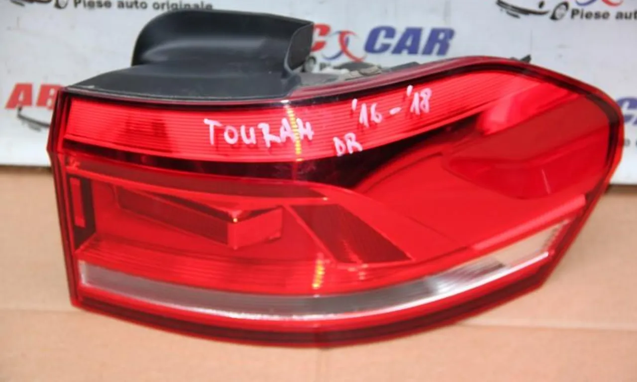 Stop dreapta caroserie VOLKSWAGEN TOURAN 2015-null