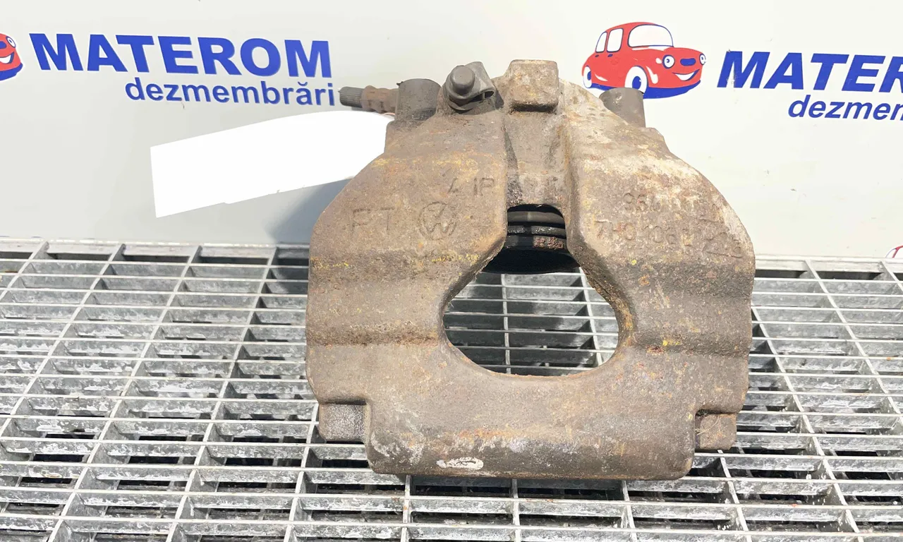 ETRIER FATA DREAPTA VOLKSWAGEN TRANSPORTER T5 2003-2016