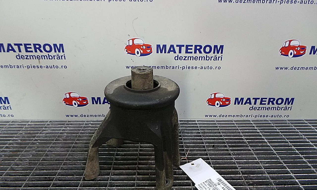 TAMPON CUTIE VITEZE VOLKSWAGEN TRANSPORTER T5 2003-2016
