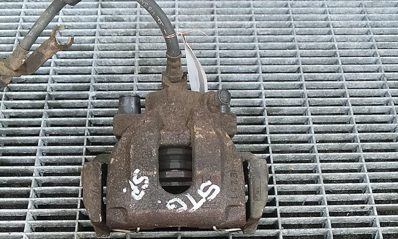 ETRIER SPATE STANGA VOLVO S60 I 2000-2010