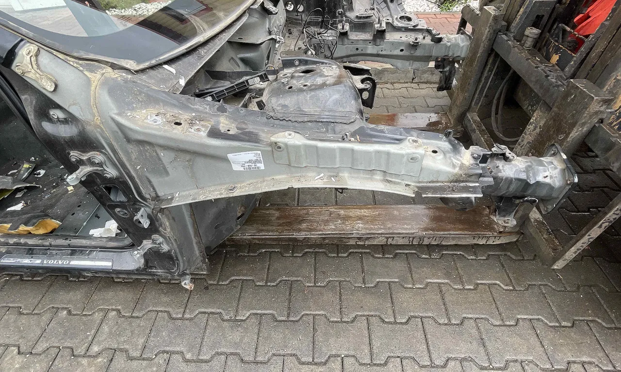 LONJERON DREAPTA VOLVO S60 II 2010-2019