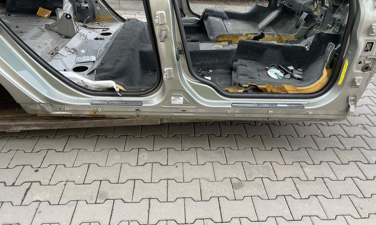PRAG DREAPTA VOLVO S80 II 2006-2016