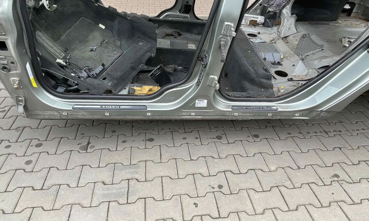 PRAG STANGA VOLVO S80 II 2006-2016