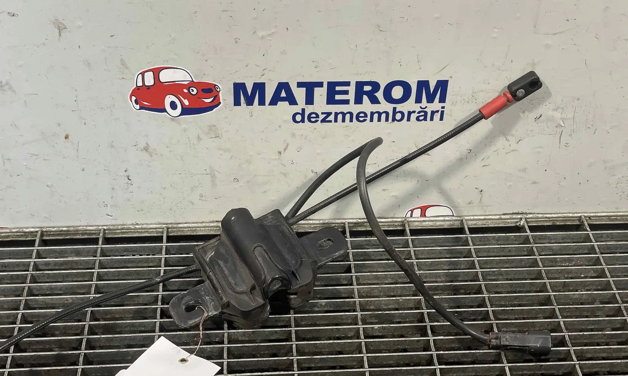 INCUIETOARE CAPOTA FATA VOLVO V40 2012-2019