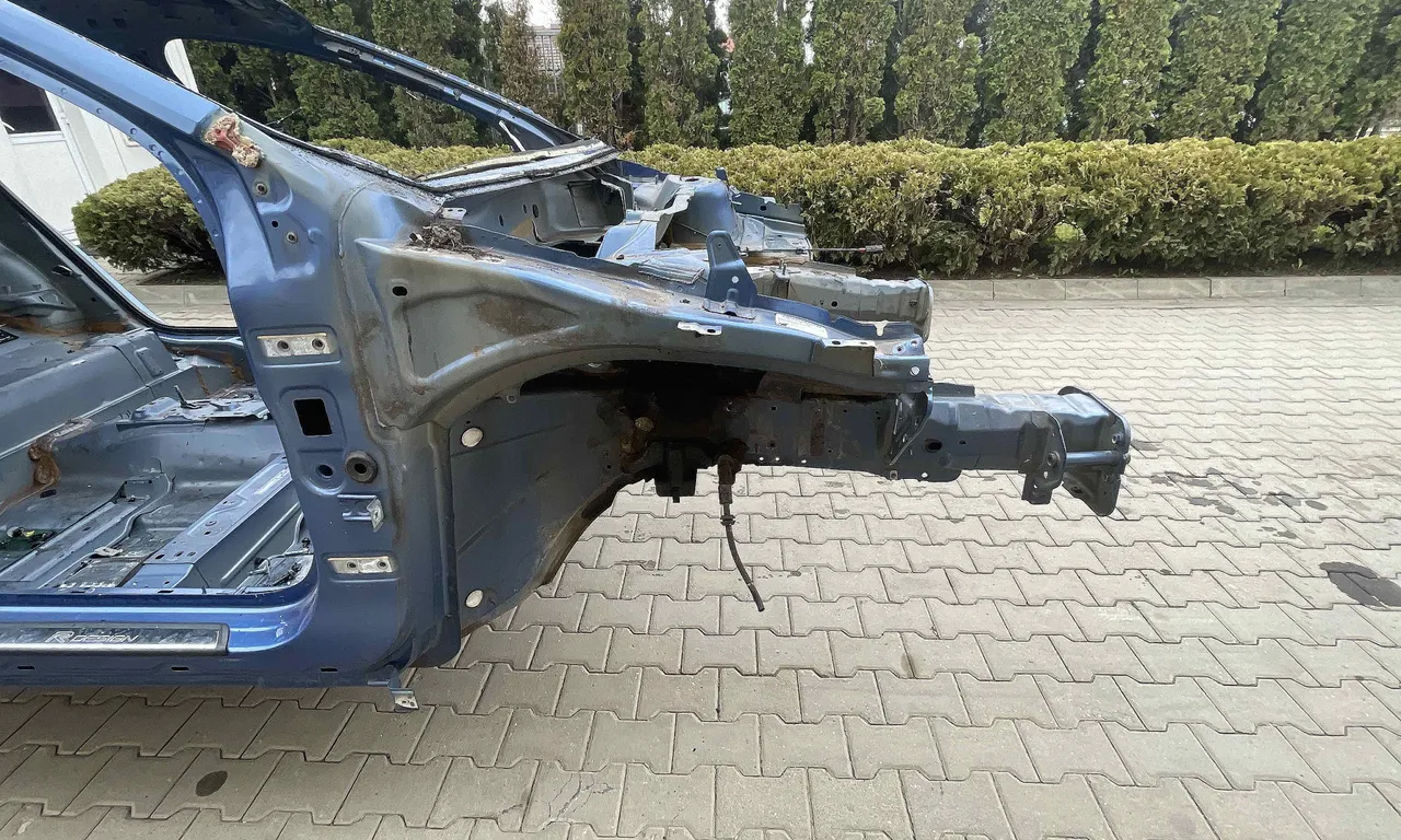 LONJERON DREAPTA VOLVO V40 2012-2019