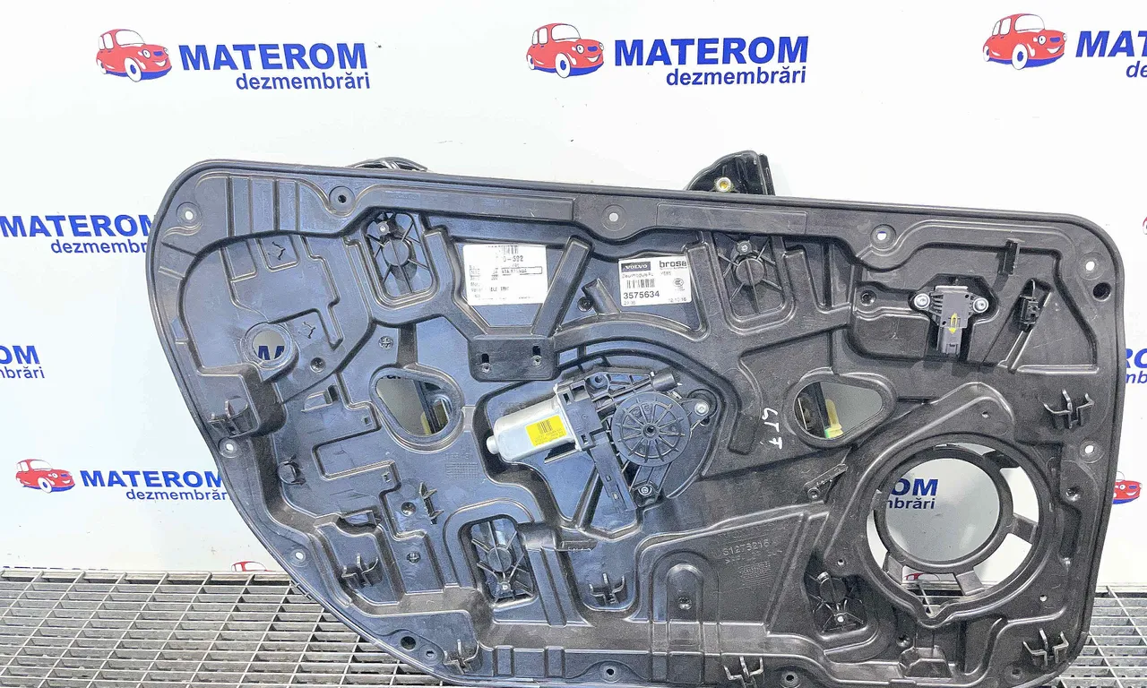 MACARA USA FATA STANGA VOLVO V40 2012-2019