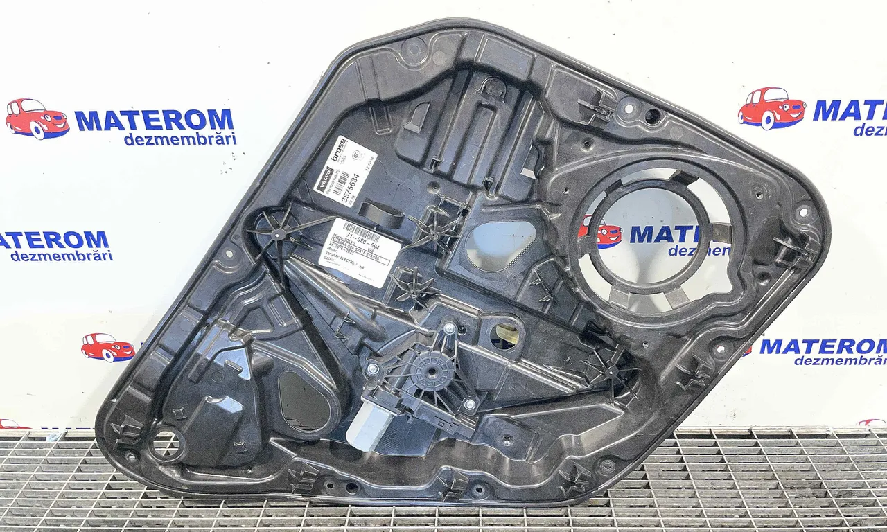 MACARA USA SPATE STANGA VOLVO V40 2012-2019