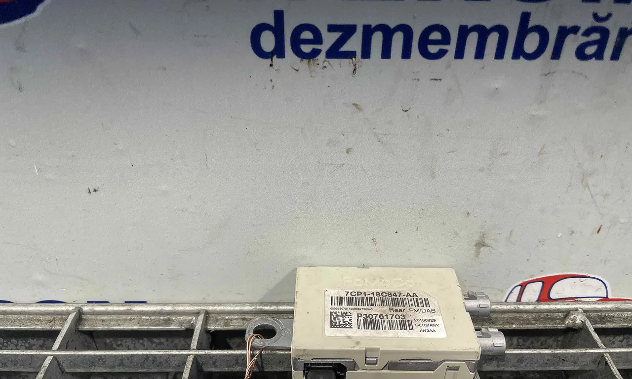 MODUL AMPLIFICATOR RADIO VOLVO V40 2012-2019