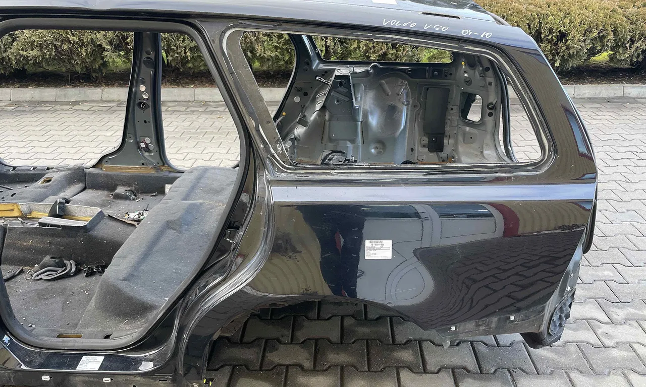 ARIPA SPATE STANGA VOLVO V50 2003-2012