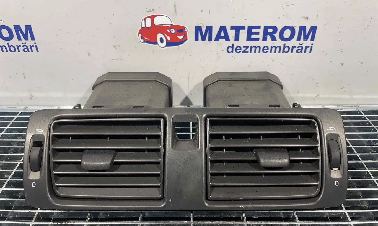 GRILA BORD VOLVO V50 2003-2012