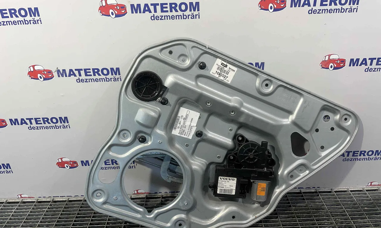 MACARA USA SPATE DREAPTA VOLVO V50 2003-2012