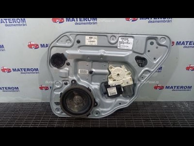 MACARA USA SPATE DREAPTA VOLVO V50 D5 2003-2012 oe 31253516, vedere frontata
