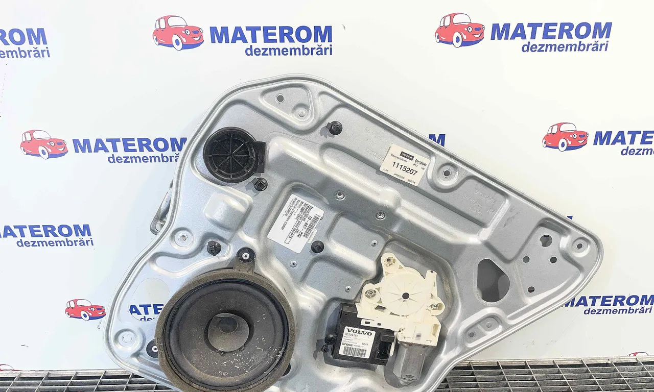 MACARA USA SPATE DREAPTA VOLVO V50 2003-2012