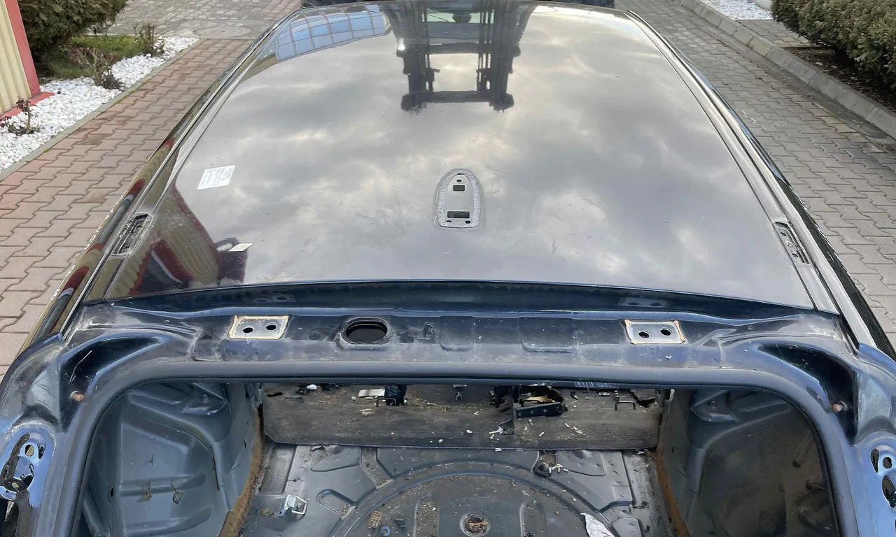 PAVILION VOLVO V50 2003-2012