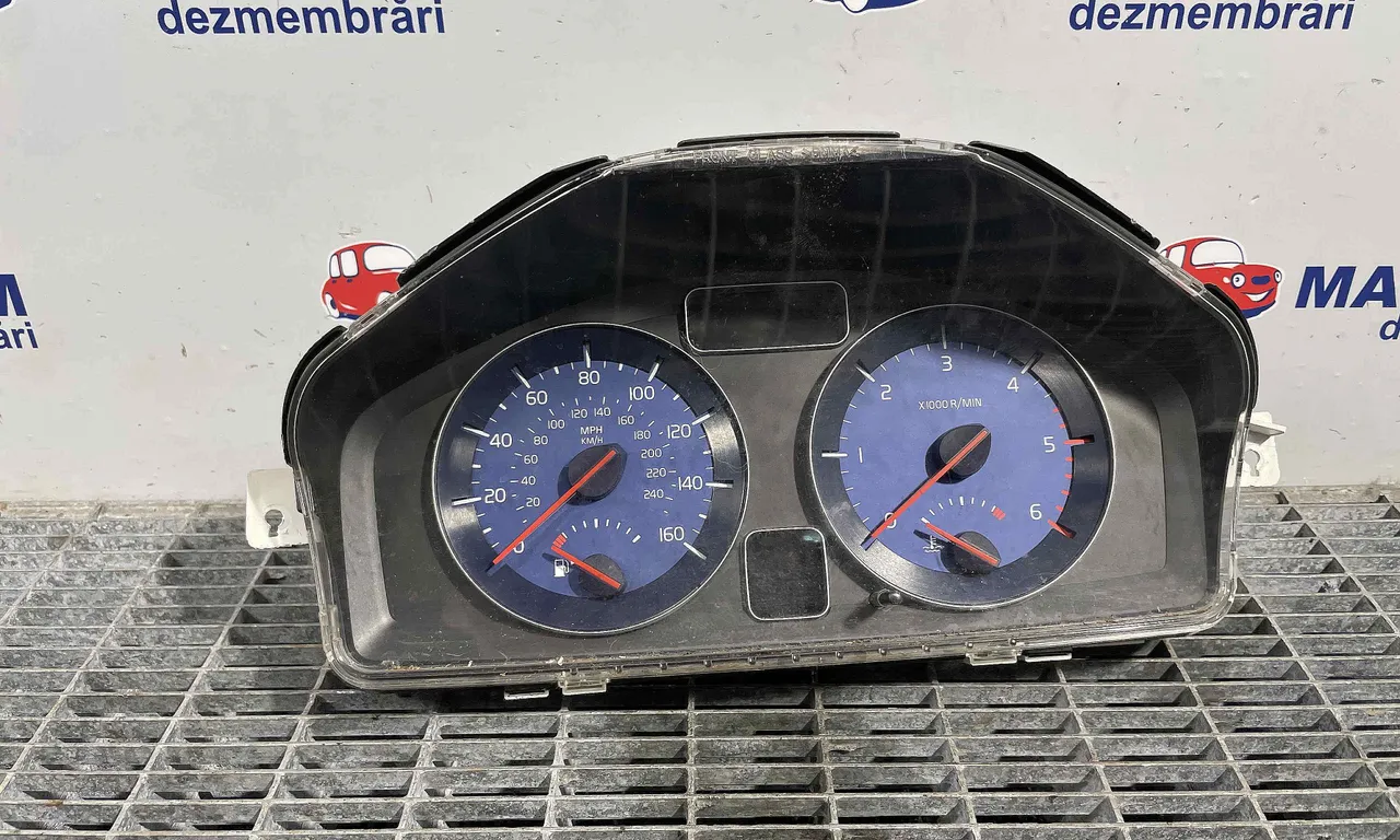 CEAS BORD VOLVO V50 2003-2012