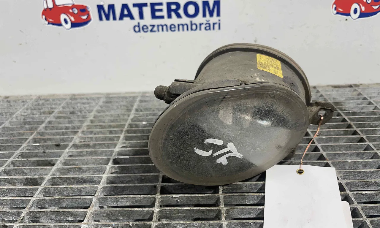 HALOGEN STANGA VOLVO V50 2003-2012