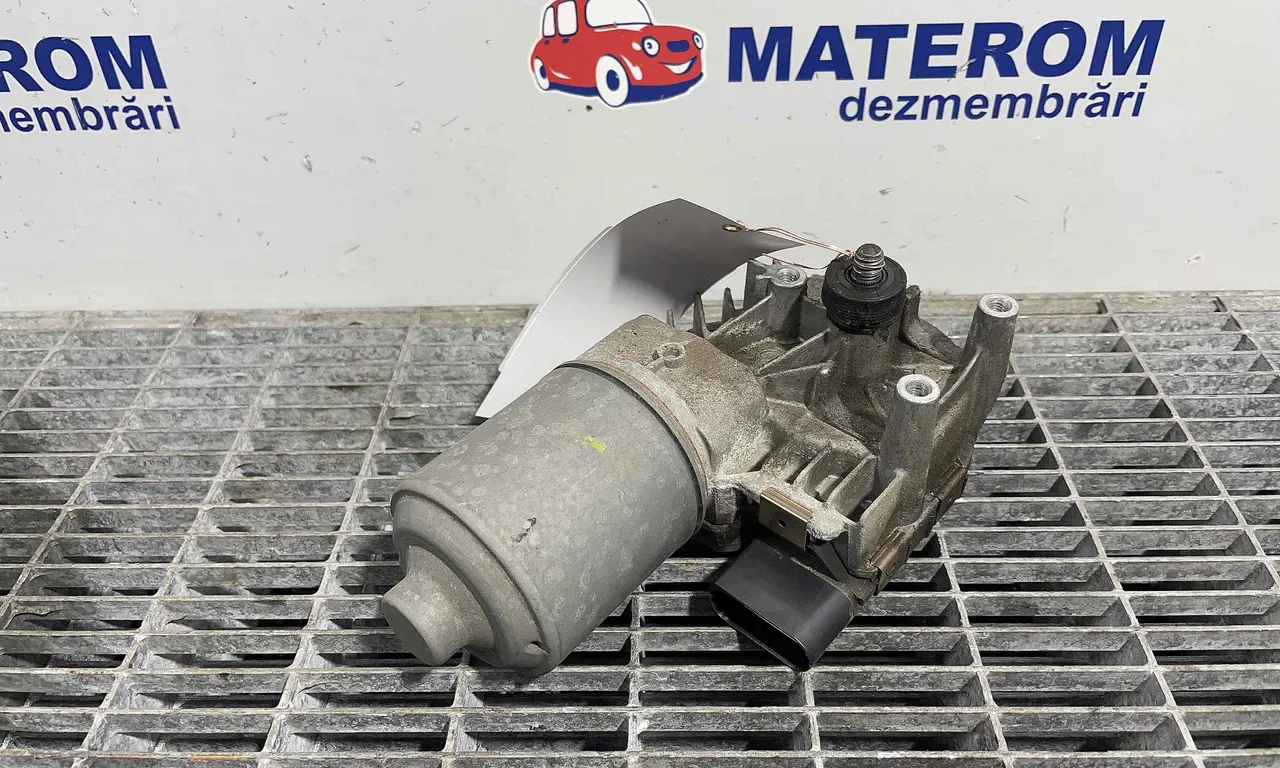 MOTORAS STERGATOR PARBRIZ VOLVO V50 2003-2012