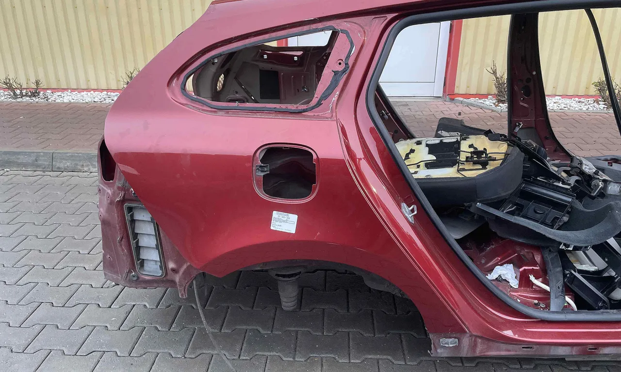 ARIPA SPATE DREAPTA VOLVO V60 I 2010-2018