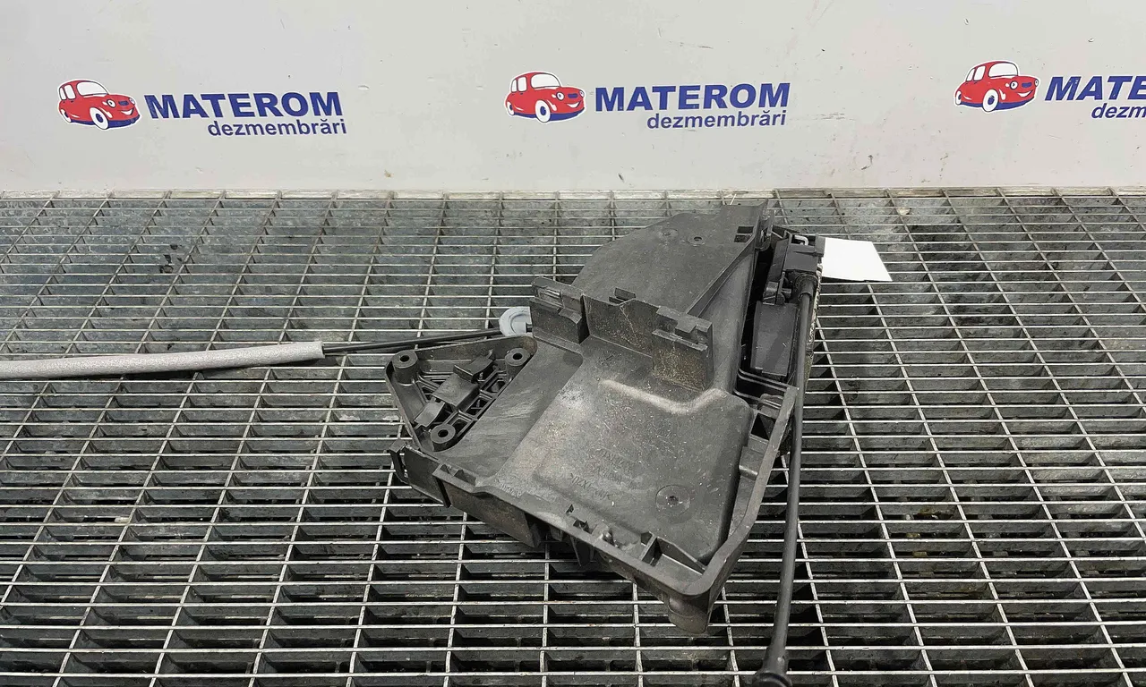 INCUIETOARE USA FATA DREAPTA VOLVO V60 I 2010-2018