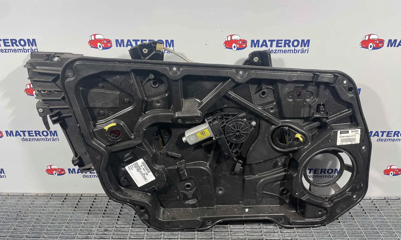 INCUIETOARE USA FATA STANGA VOLVO V60 I 2010-2018