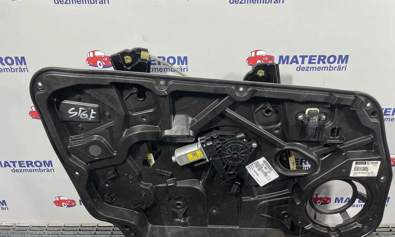 MACARA USA FATA STANGA VOLVO V60 I 2010-2018