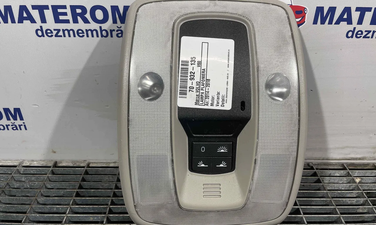 LAMPA PLAFONIERA VOLVO V60 I 2010-2018