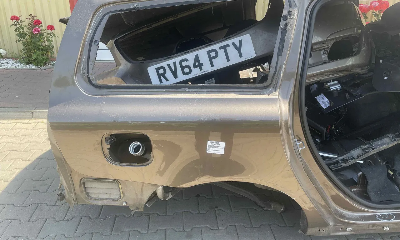 ARIPA SPATE DREAPTA VOLVO V70 III 2007-2016
