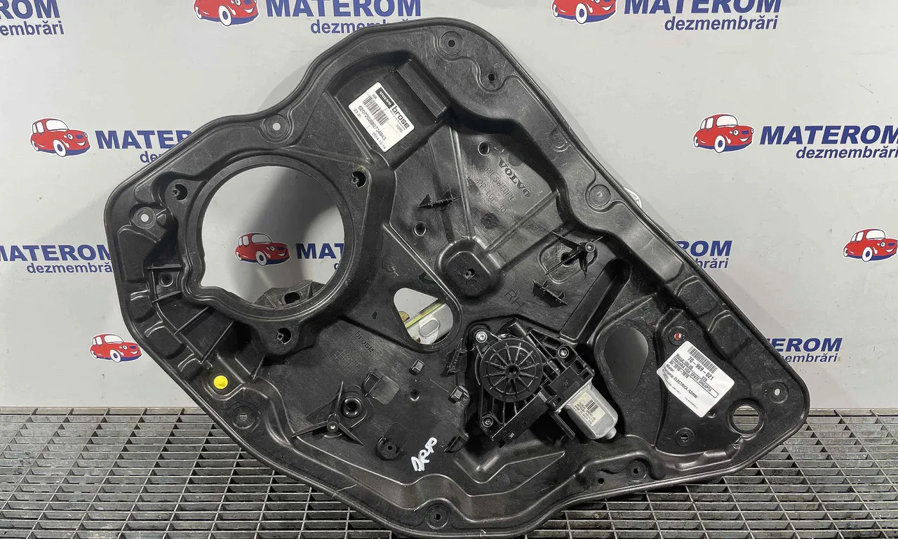 MACARA USA SPATE DREAPTA VOLVO V70 III 2007-2016