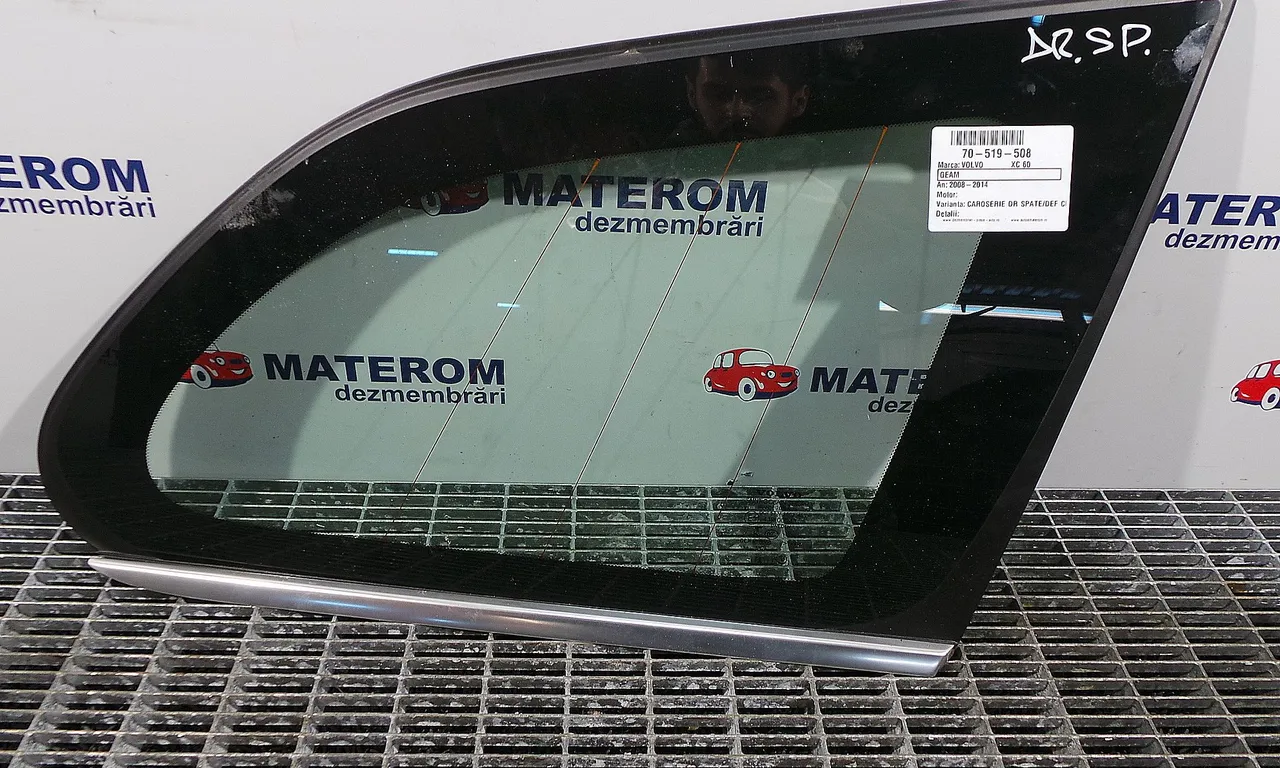 GEAM CAROSERIE SPATE DREAPTA VOLVO XC60 I 2008-2018