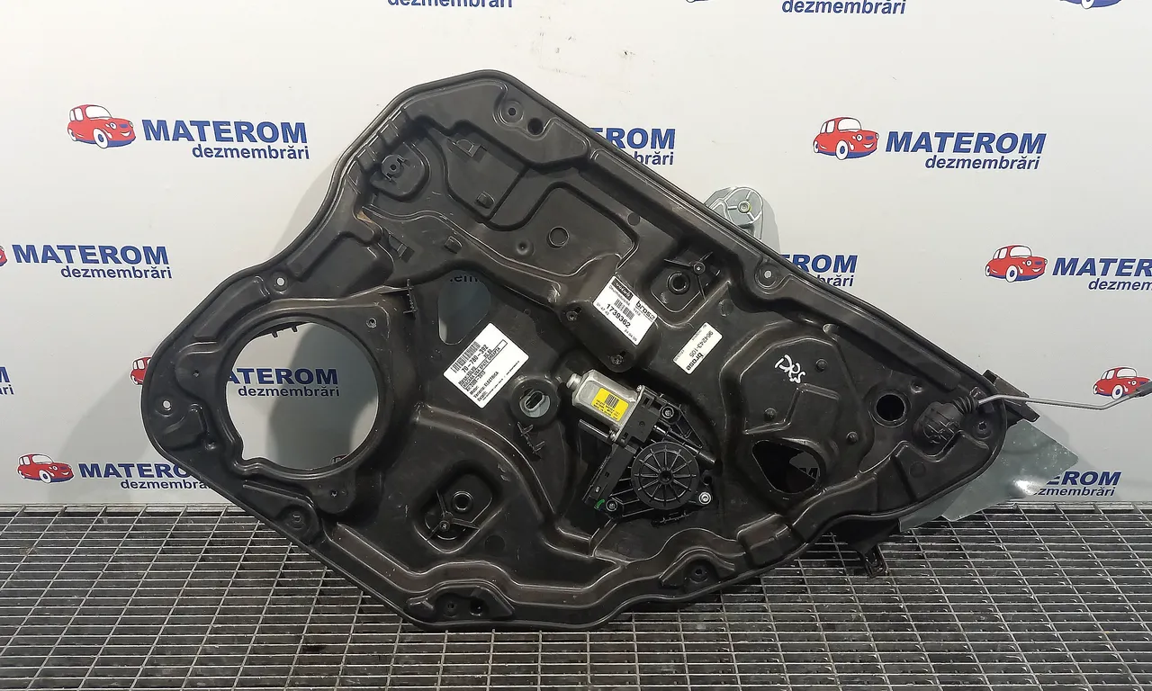MACARA USA SPATE DREAPTA VOLVO XC60 I 2008-2018