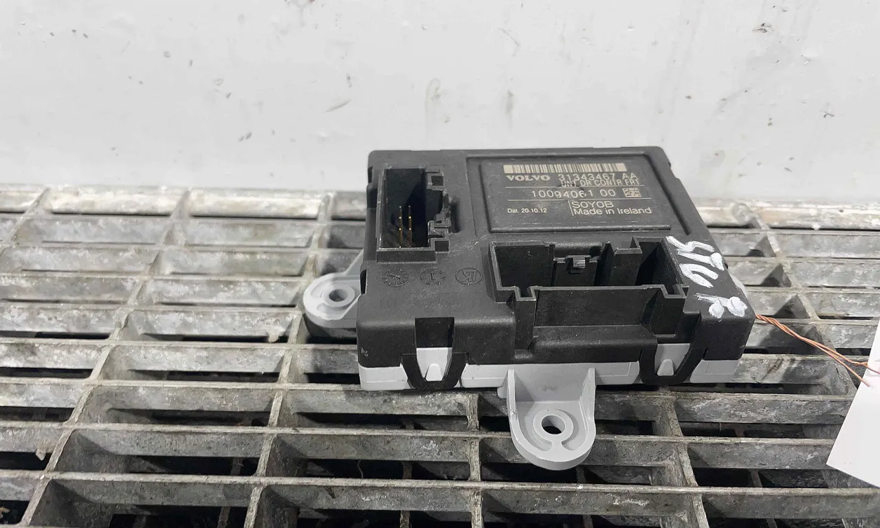 MODUL USA/STANGA FATA VOLVO XC60 I 2008-2018