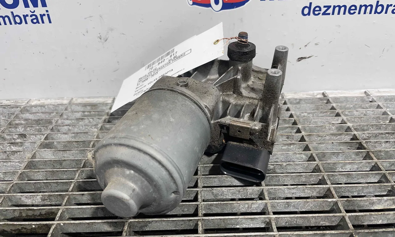 MOTORAS STERGATOR PARBRIZ VOLVO XC60 I 2008-2018