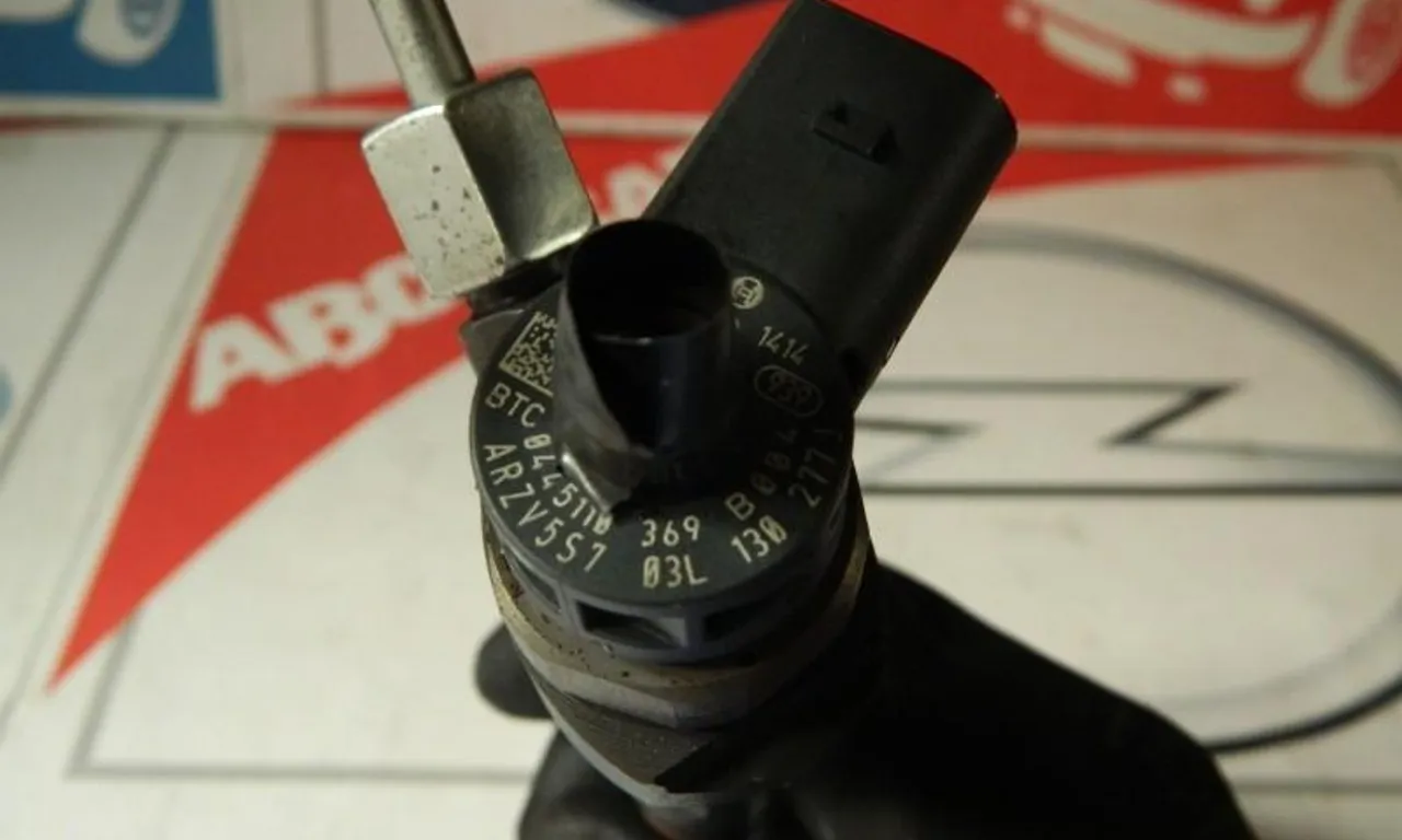 Injector AUDI A3 2003-2013