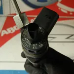 Injector AUDI A3 2003-2013 03L130277J, vedere frontata