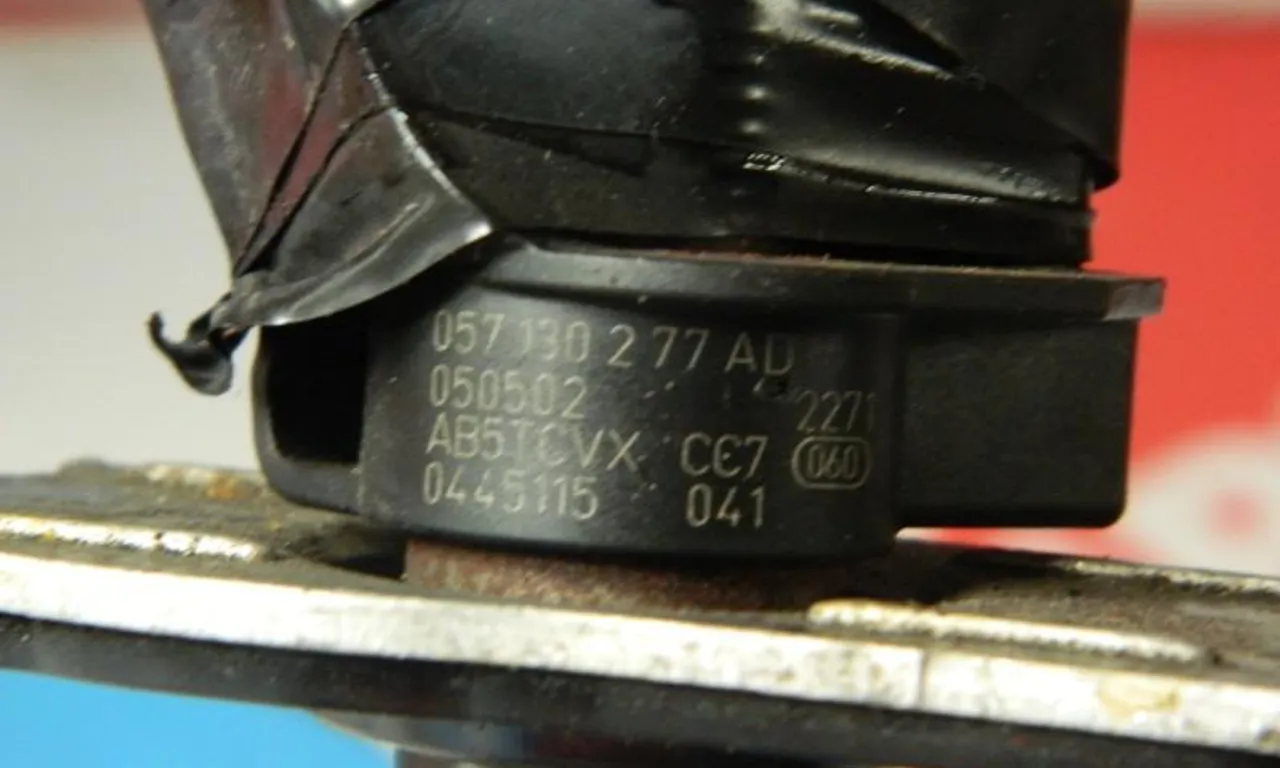 Injector AUDI A8 D3 2002-2010