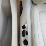 Interior complet din piele alba full electric cu memorie VOLKSWAGEN TOUAREG 2010-2018, vedere laterala