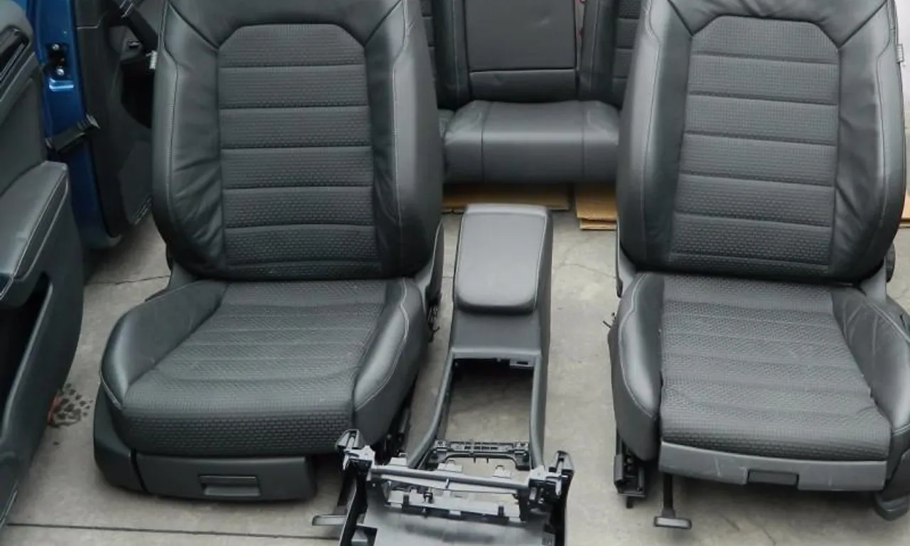 Interior complet piele cu textil VOLKSWAGEN GOLF VII 2012-2017