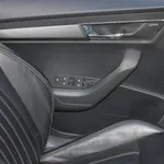 Interior din piele cu incalzire si memorie SKODA KAROQ 2017-2026, vedere laterala
