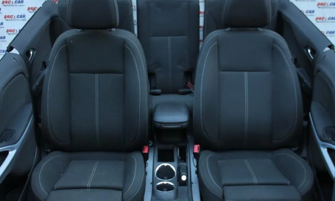 Interior textil OPEL ZAFIRA TOURER C 2011-null