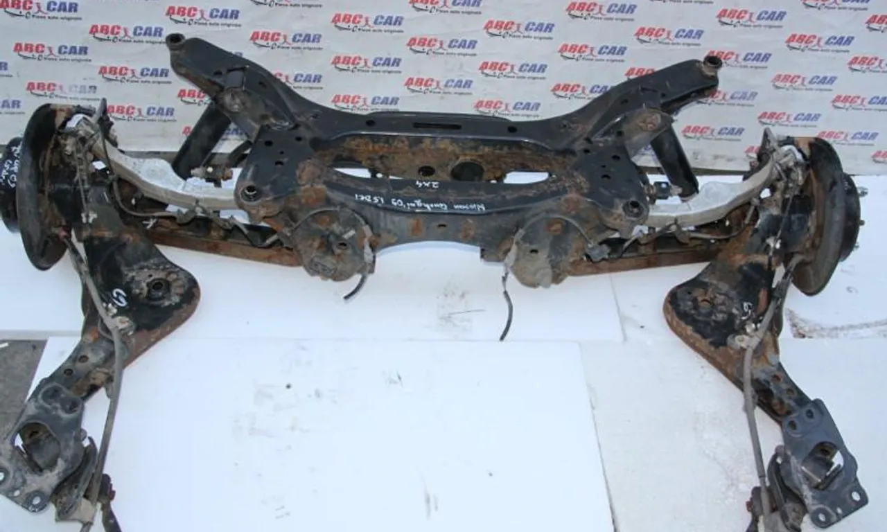 Jug punte spate NISSAN QASHQAI I 2006-2015