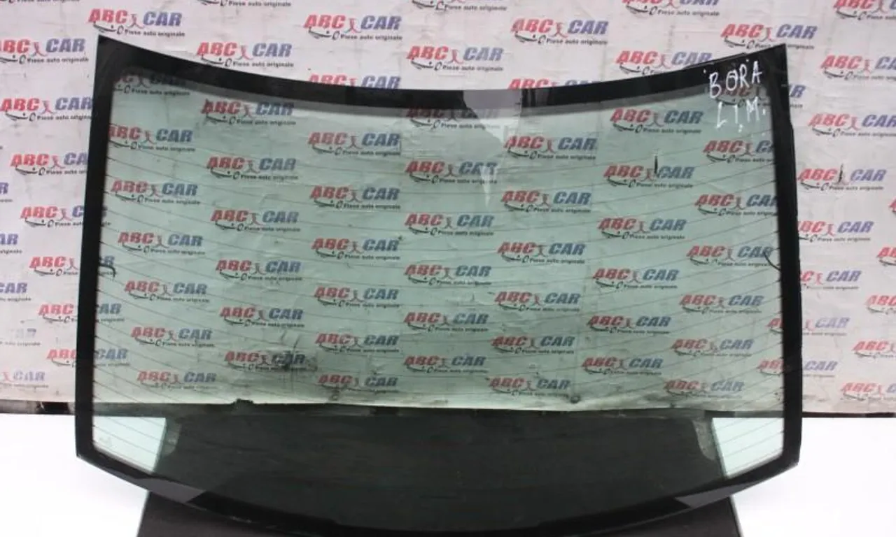 Luneta VOLKSWAGEN BORA I 1998-2013