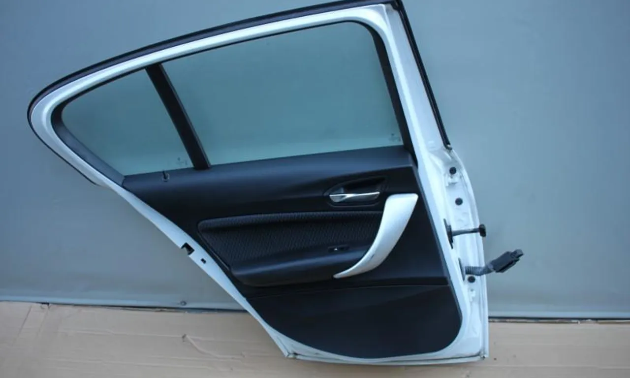 Macara geam electric spate BMW 1 2011-2019