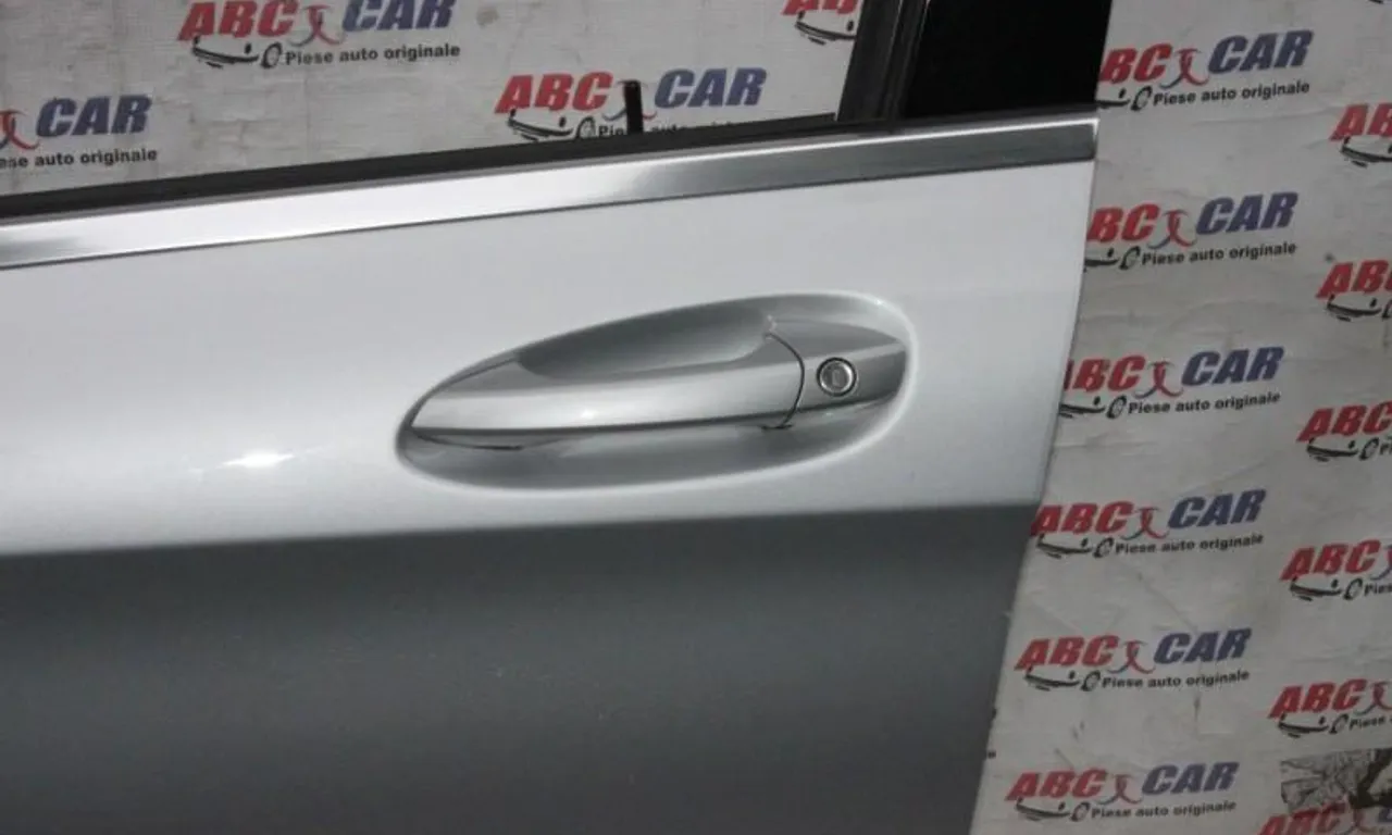 Maner exterior usa stanga fata MERCEDES GLA-CLASS 2013-2022