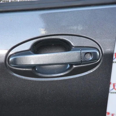 Maner exterior usa stanga fata TOYOTA YARIS 2013-2026, vedere frontata