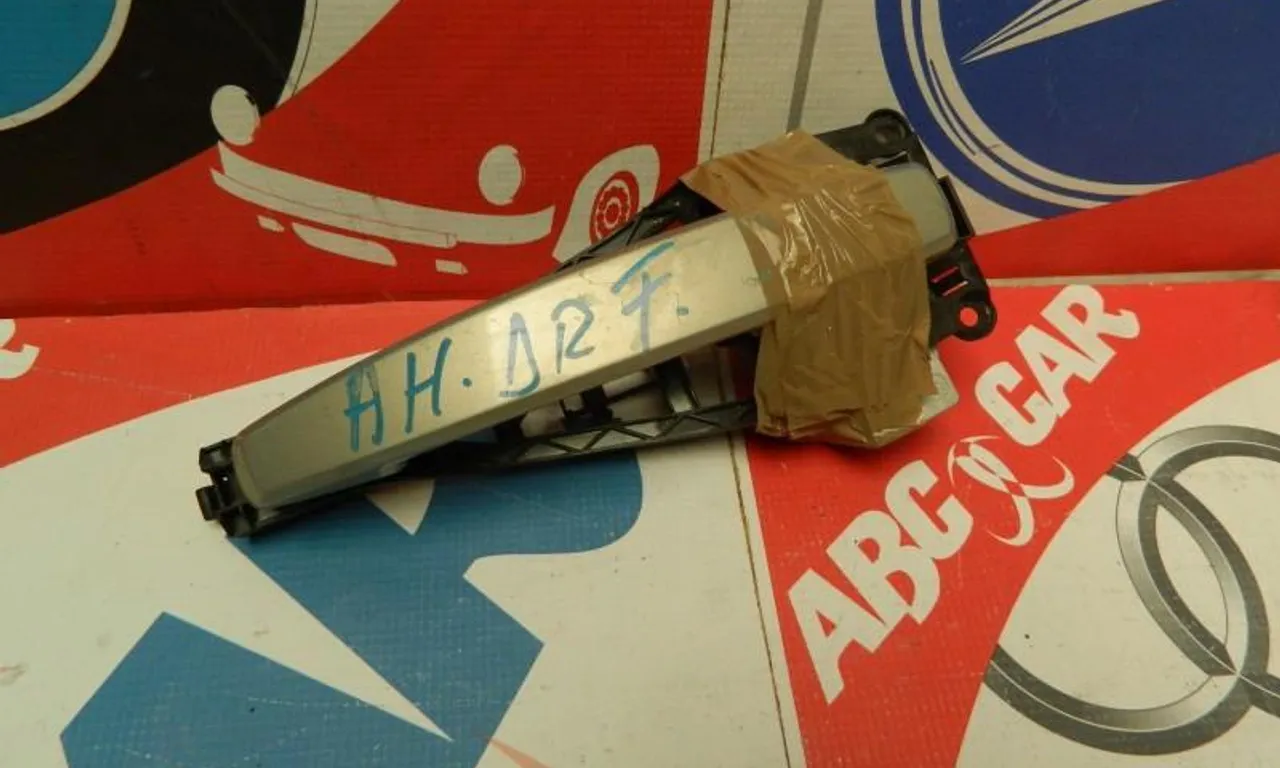 Maner usa dreapta fata OPEL ASTRA H TwinTop 2005-2010