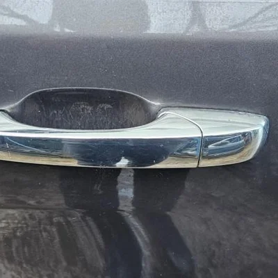 Maner usa stanga spate JEEP GRAND CHEROKEE IV 2010-2026, vedere frontata