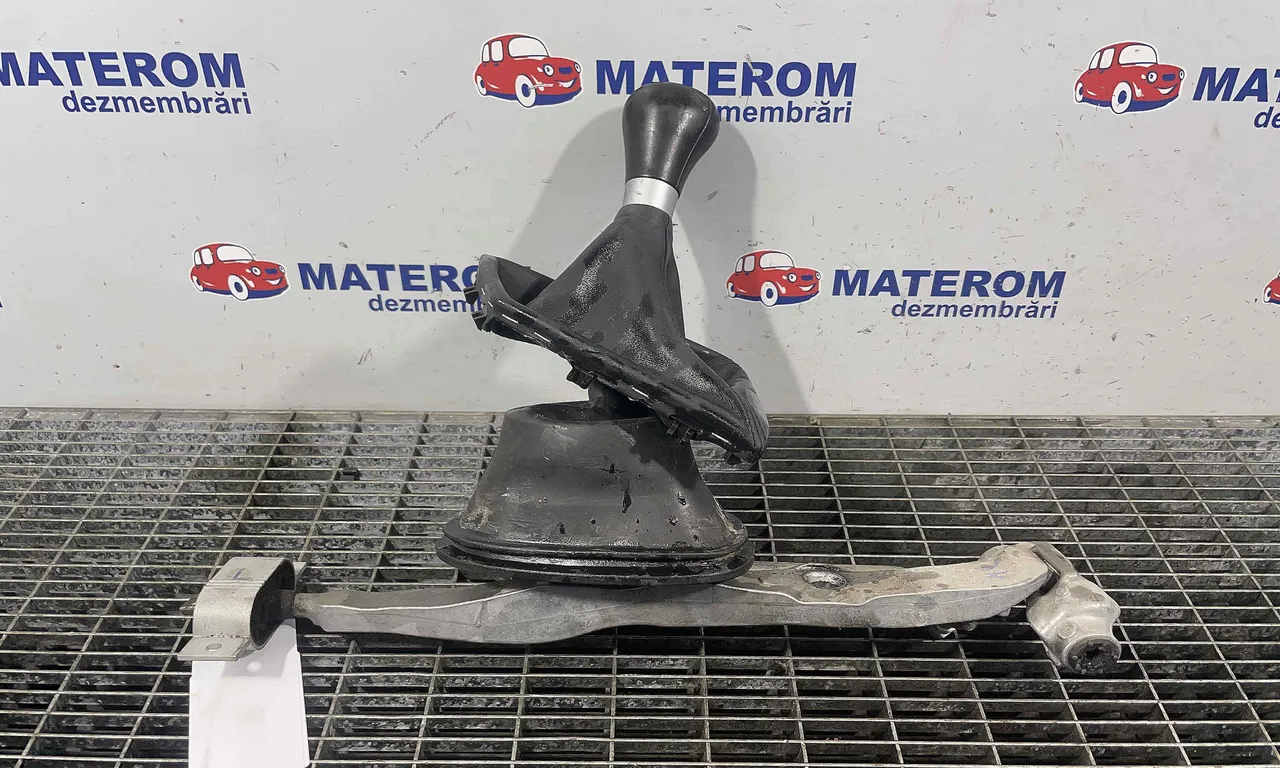 MANETA SCHIMBATOR VITEZE BMW 4 Gran 2014-2021